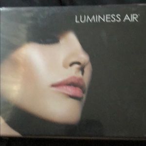 Luminess Air make up